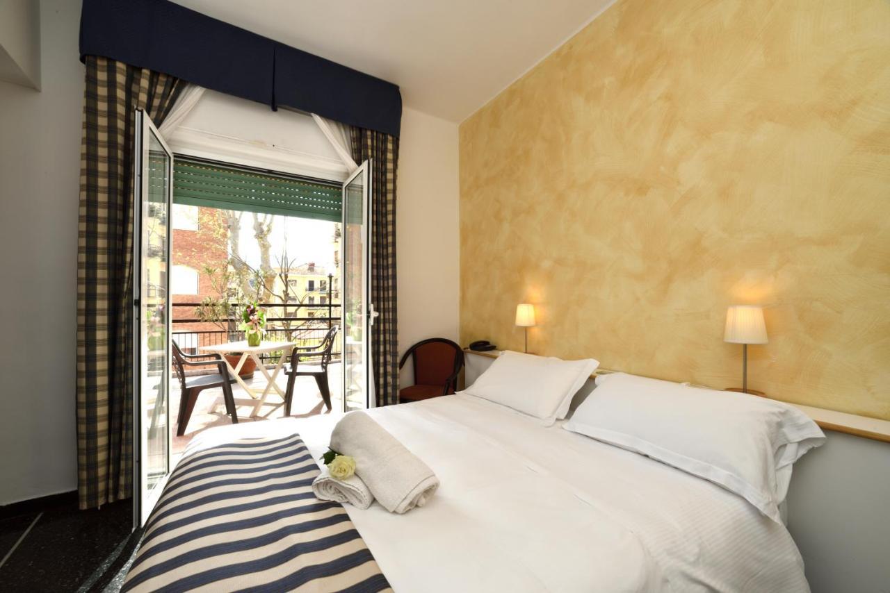 Hotel Morchio Mhotelsgroup Diano Marina Exterior foto